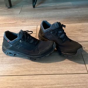 On Cloud Cloudventure Peak shoes